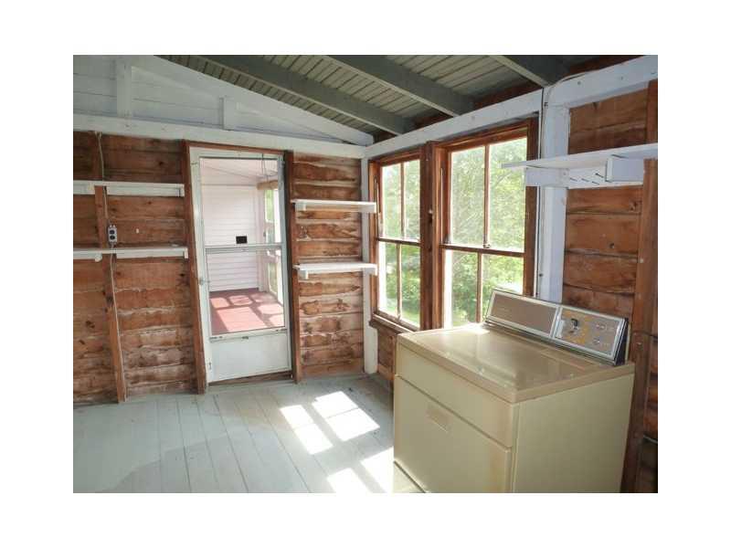 33 Fir Hollow Road Pemaquid, ME 04558 - Photo 19 of 35 Other. Mudroom