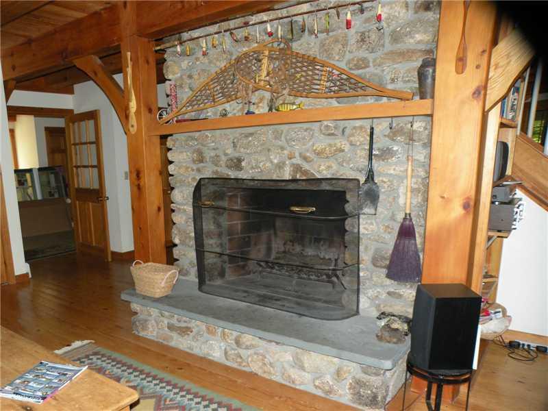 7 Trillium Road Lovell, ME 04051 - Photo 18 of 35 Living Room.