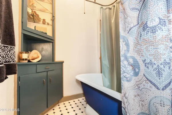 $377,500 | 122 Van Dyke Street, Bisbee, AZ 85603