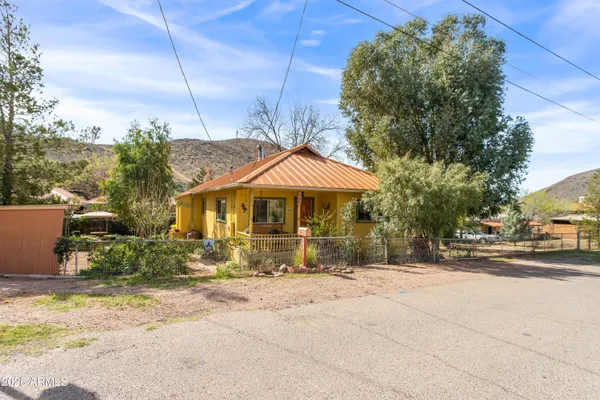 $377,500 | 122 Van Dyke Street, Bisbee, AZ 85603