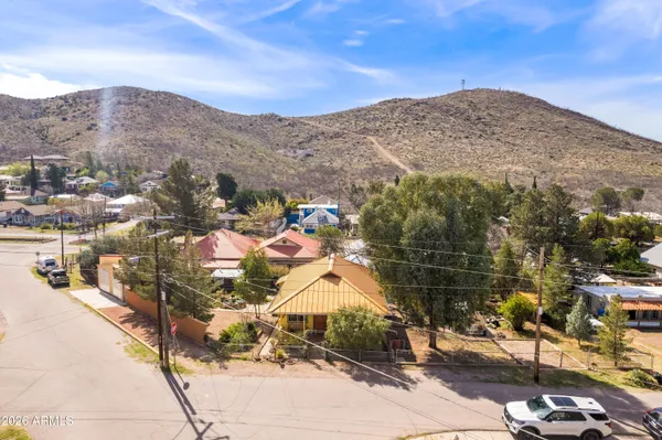 $377,500 | 122 Van Dyke Street, Bisbee, AZ 85603