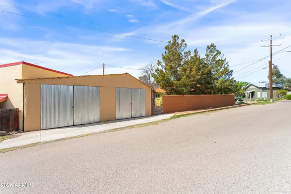 $377,500 | 122 Van Dyke Street, Bisbee, AZ 85603