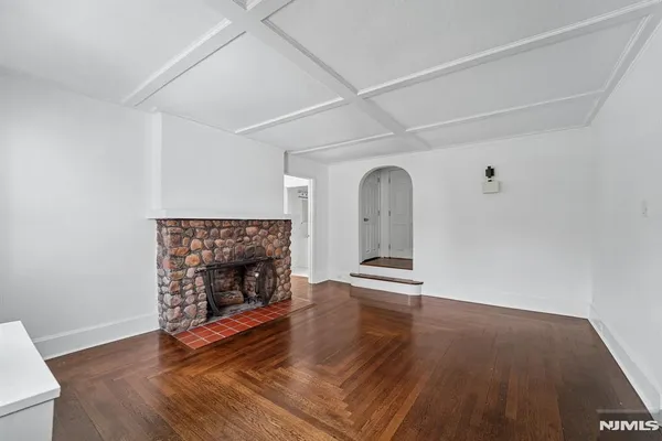 $1,250,000 | 34 Cypress Street, Millburn, NJ 07041