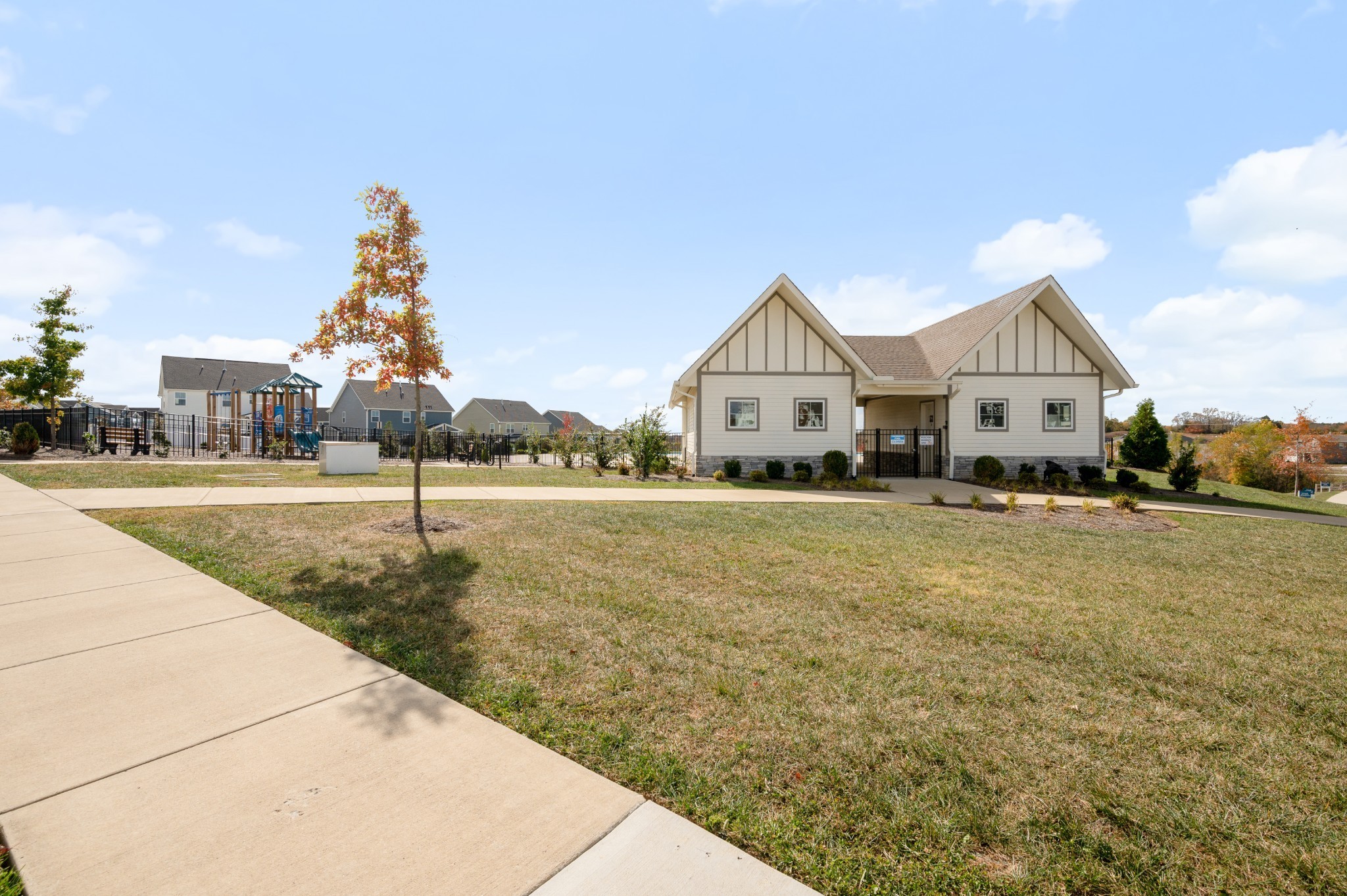 616 Castle Road Mount Juliet, TN 37122 - Photo 24 of 27 a front view of a house with a yard