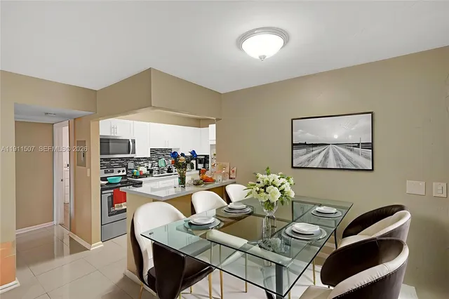 $249,999 | 9459 Southwest 76th Street, Unit R7, Miami, FL 33173