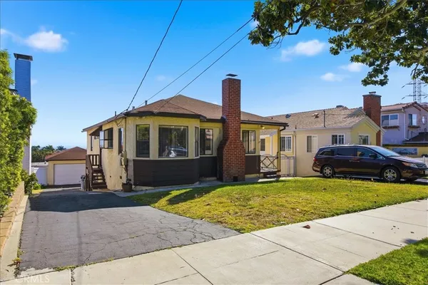 $4,995 | 819 North Maria Avenue, Redondo Beach, CA 90277