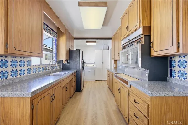 $4,995 | 819 North Maria Avenue, Redondo Beach, CA 90277