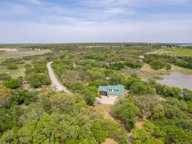 $250,000 | 9555 County Road 456, Brownwood, TX 76801