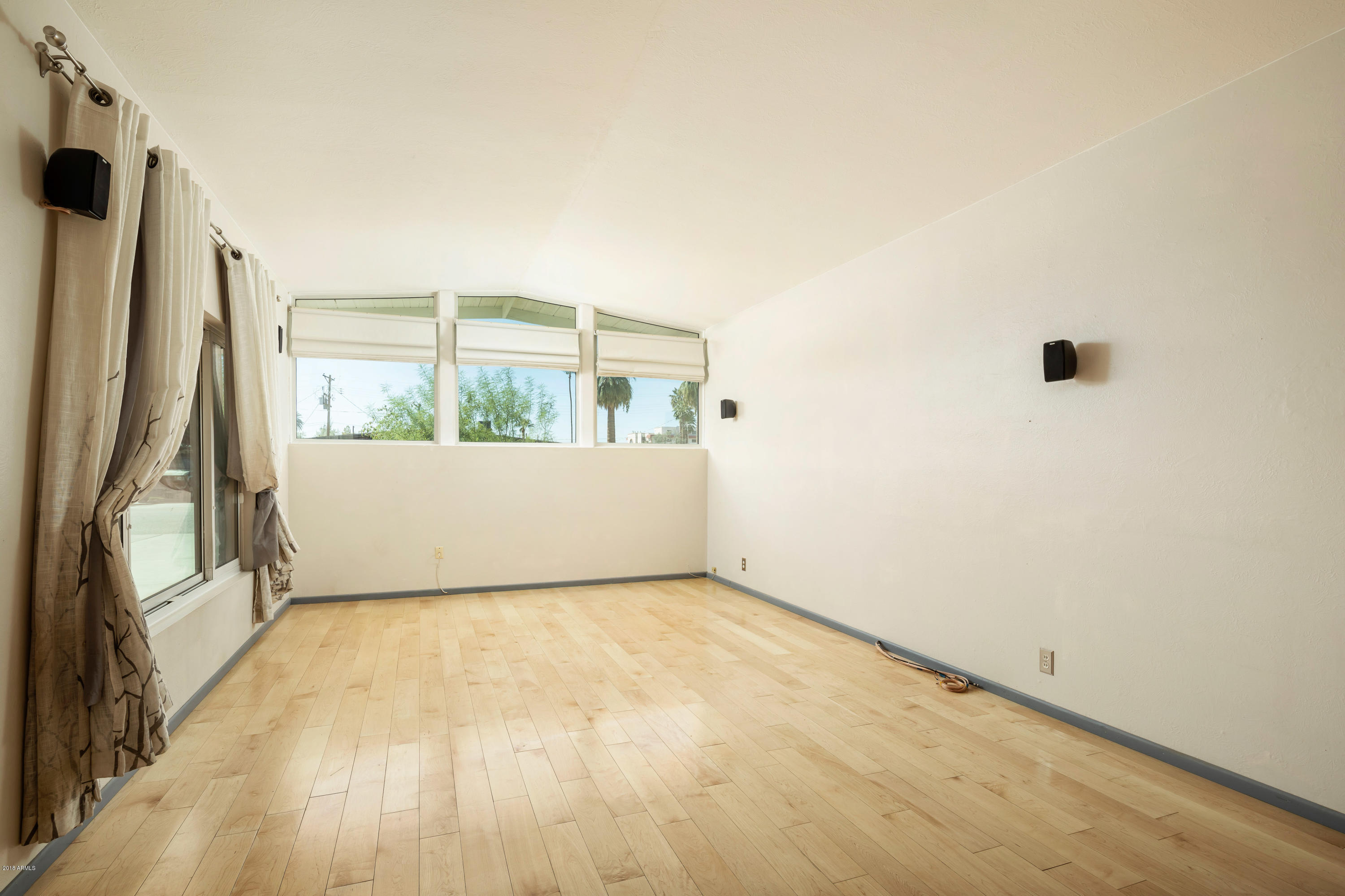 4138 East Coronado Road Phoenix, AZ 85008 - Photo 7 of 27 RR-1298