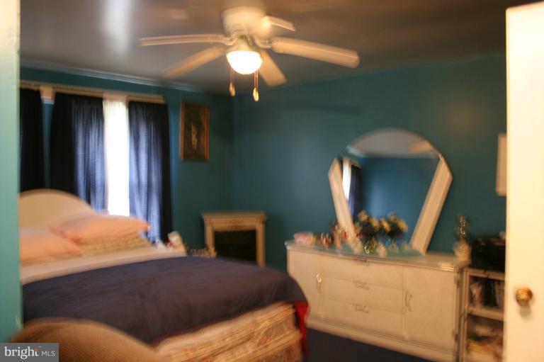 3183 Pomona Road Colonial Beach, VA 22443 - Photo 18 of 23 Bedroom (Master)