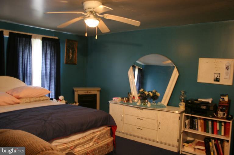 3183 Pomona Road Colonial Beach, VA 22443 - Photo 19 of 23 Bedroom (Master)