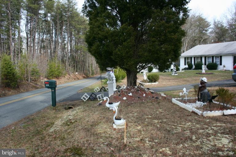 3183 Pomona Road Colonial Beach, VA 22443 - Photo 5 of 23 Exterior (General)