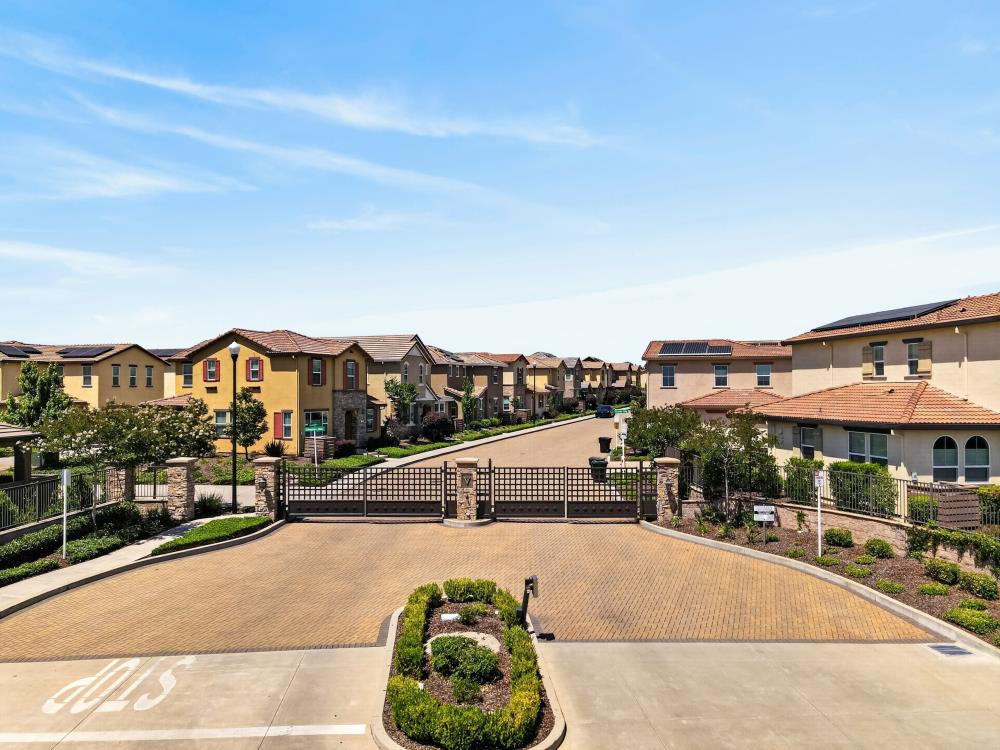 211 Rochdale Street Roseville, CA 95661 - Photo 66 of 66