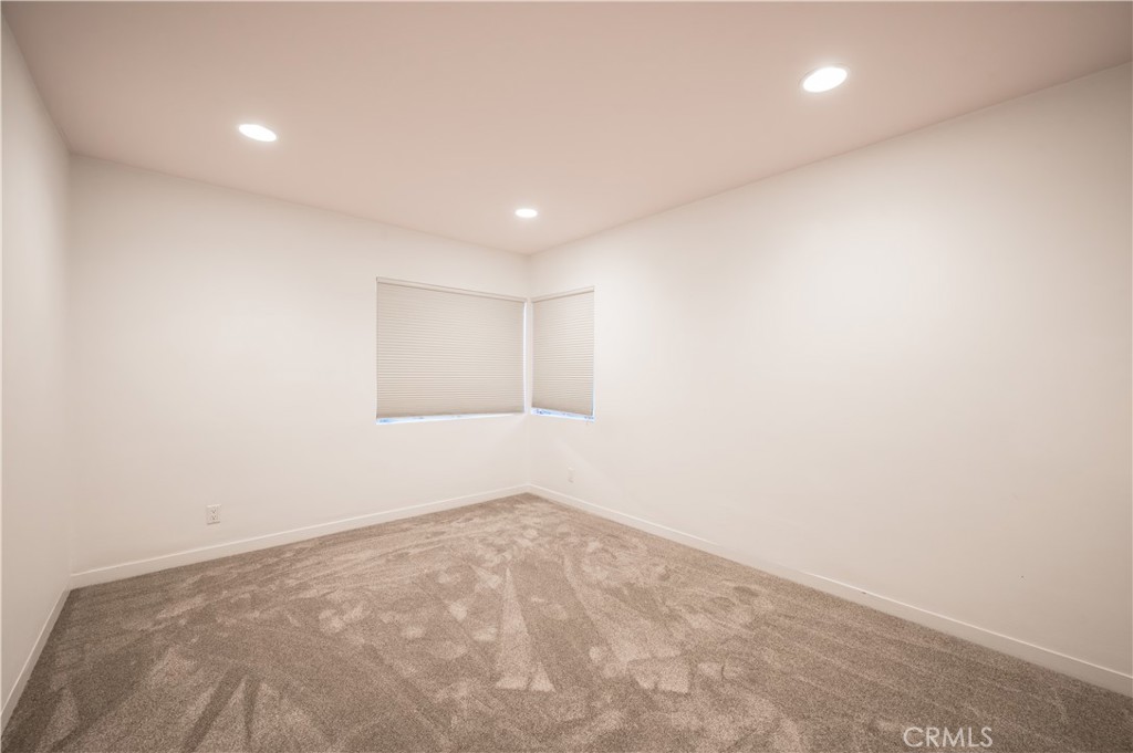 105 West Kenneth Road Glendale, CA 91202 - Photo 30 of 48 a view of an empty room