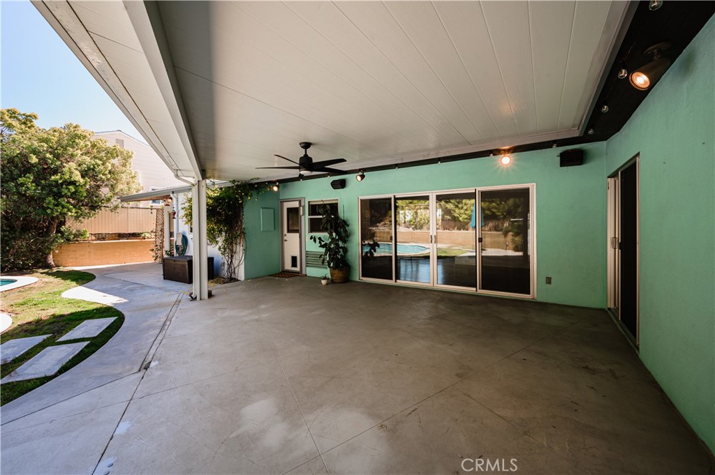 105 West Kenneth Road Glendale, CA 91202 - Photo 38 of 48 a view of an empty room with a window