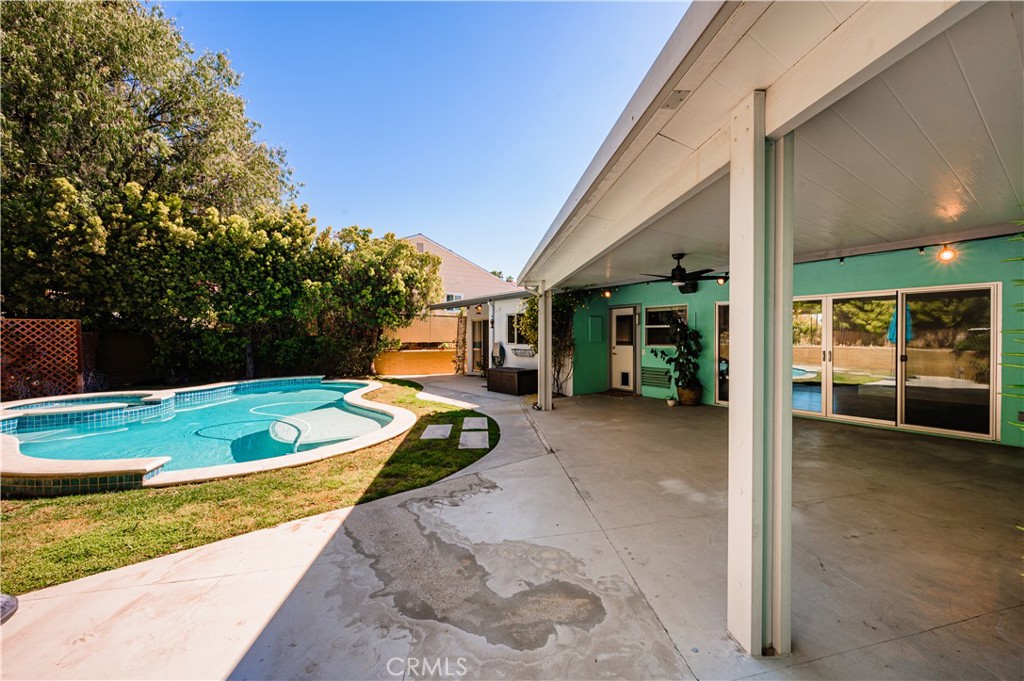 105 West Kenneth Road Glendale, CA 91202 - Photo 39 of 48 a view of a house with backyard