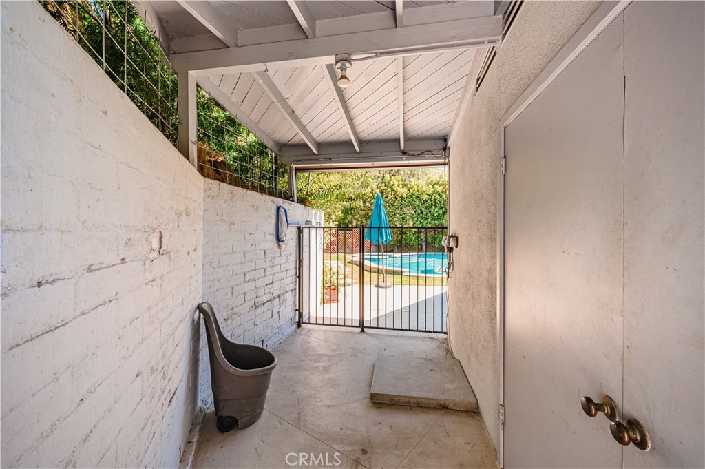 105 West Kenneth Road Glendale, CA 91202 - Photo 43 of 48 a view of a porch with wooden floor