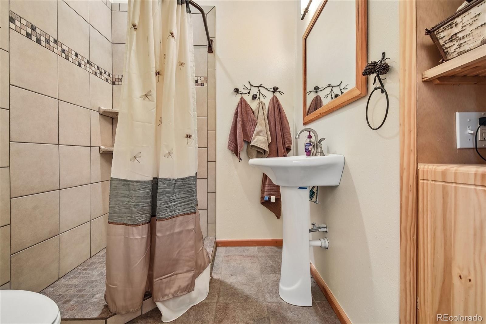 7555 Rossman Gulch Road Morrison, CO 80465 - Photo 13 of 26