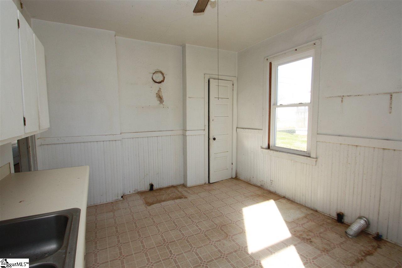 605 Milton Road Joanna, SC 29351 - Photo 14 of 28 Gallery Image 14