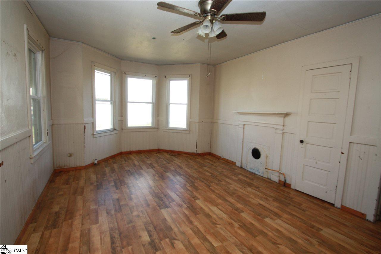 605 Milton Road Joanna, SC 29351 - Photo 7 of 28 Gallery Image 7