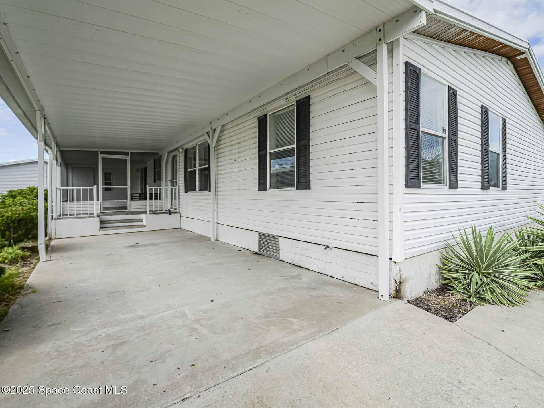 7620 Boxelder Road Micco, FL 32976 - Photo 3 of 47 8