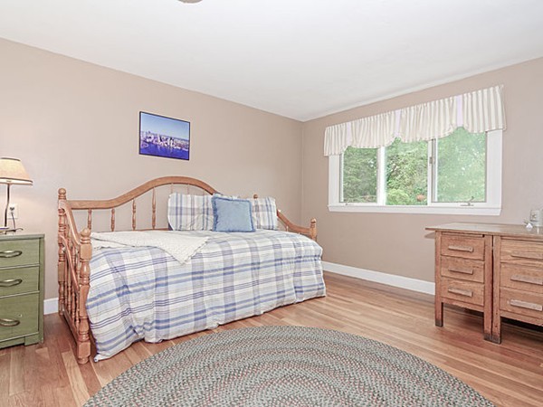 60 Kingston Road Waltham, MA 02451 - Photo 13 of 29 Gallery Image 13