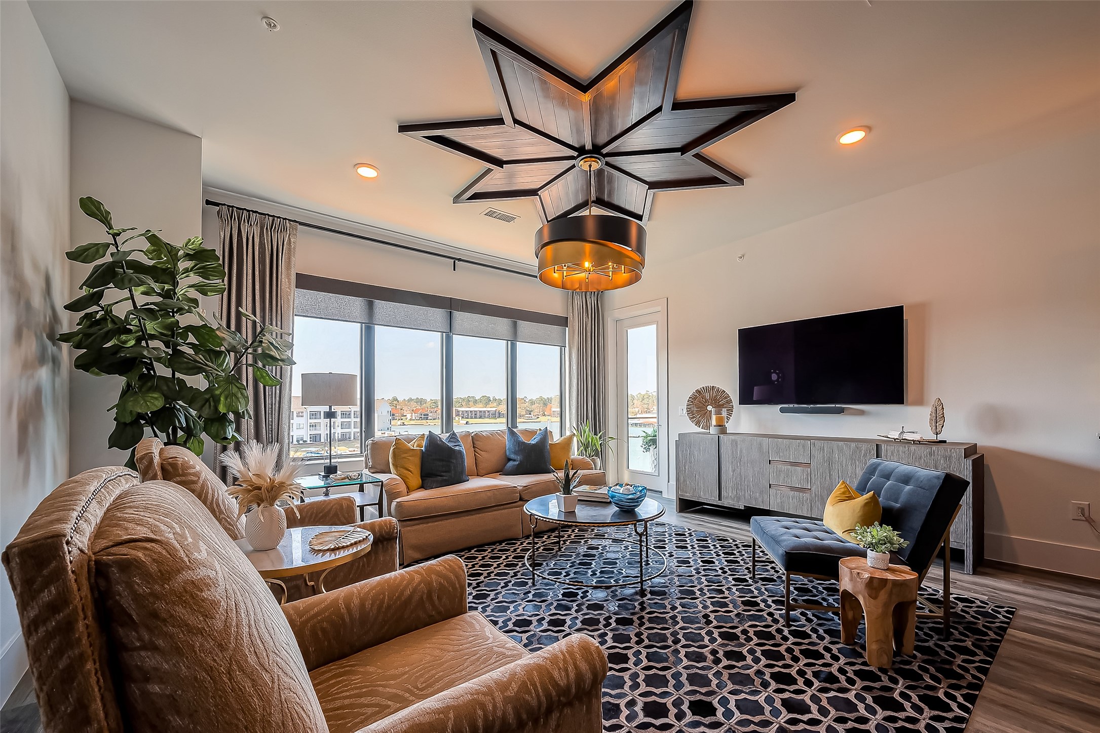 199 Waterpoint Court, Unit 302 Conroe, TX 77356 - Photo 4 of 20 Discover the perfect blend of elegance and lakeside relaxation in this beautifully upgraded 3 bedroom, 3 bathroom condo on the shores of Lake Conroe.