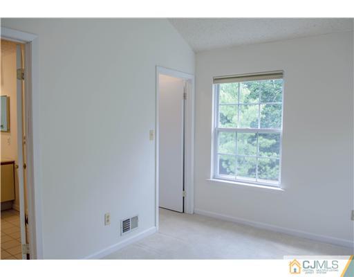 184 Nebula Road Piscataway, NJ 08854 - Photo 11 of 24
