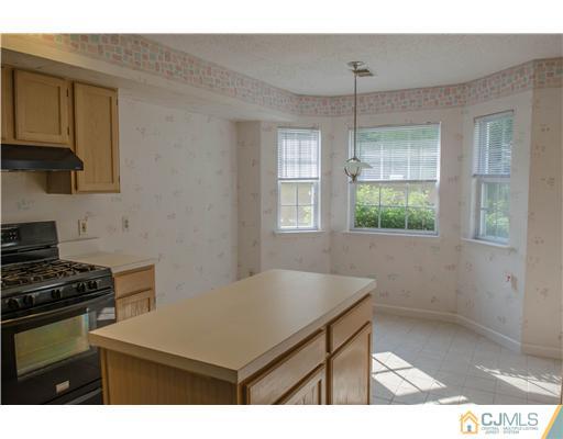 184 Nebula Road Piscataway, NJ 08854 - Photo 7 of 24