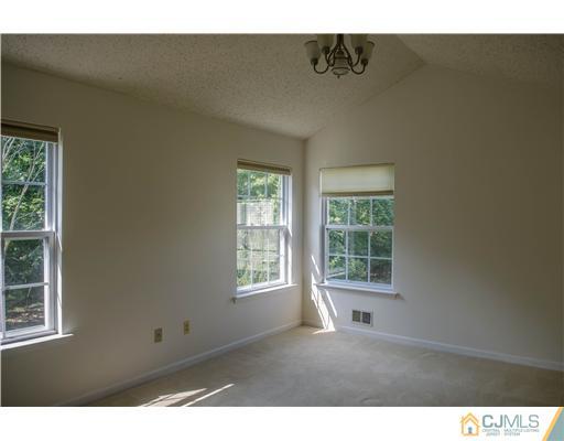 184 Nebula Road Piscataway, NJ 08854 - Photo 10 of 24