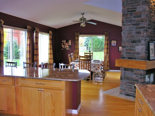 7209 Cornflower Way Spring Grove, IL 60081 - Photo 14 of 25 a dining room with large window