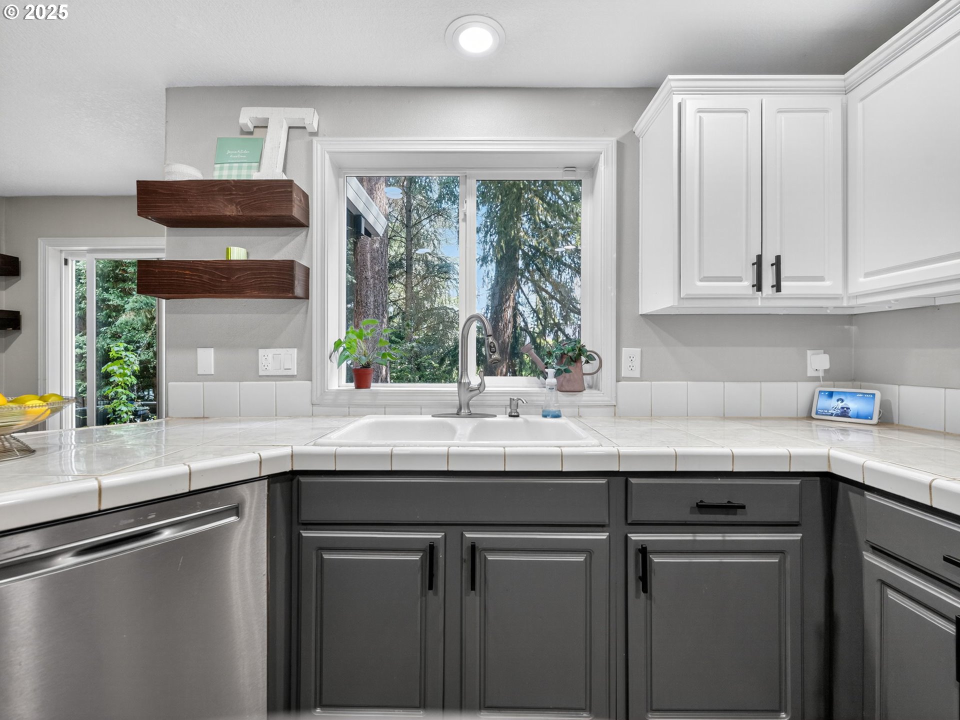 10340 Southwest Dunlin Place Beaverton, OR 97007 - Photo 11 of 45