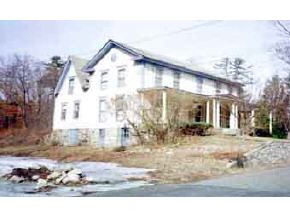 1518 Lake Shore Road Manchester, NH 03109 - Photo 3 of 4 Gallery Image 3