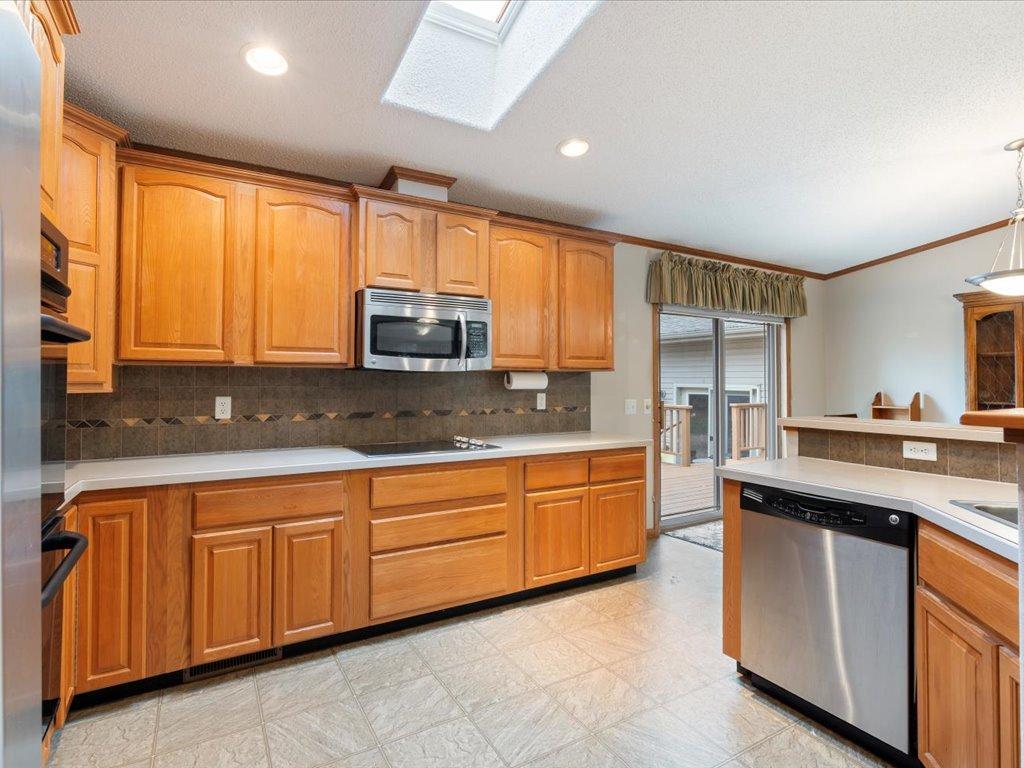 216 Hazel Street North Backus, MN 56435 - Photo 6 of 34