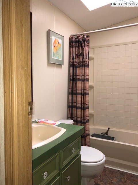 805 Coffey Road Linville, NC 28646 - Photo 14 of 20 Gallery Image 14