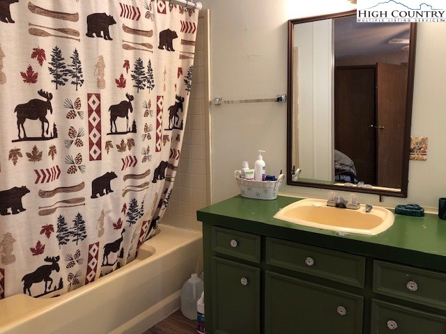 805 Coffey Road Linville, NC 28646 - Photo 18 of 20 Gallery Image 18