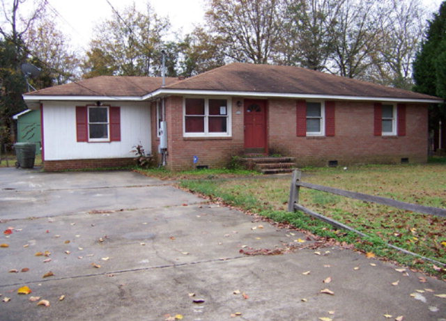 210 Pinckney Street Sumter, SC 29150 - Photo 1 of 1 Gallery Image 1