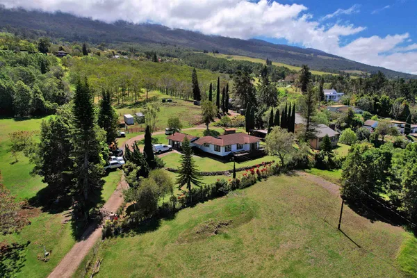 view of outdoor space and mountain view