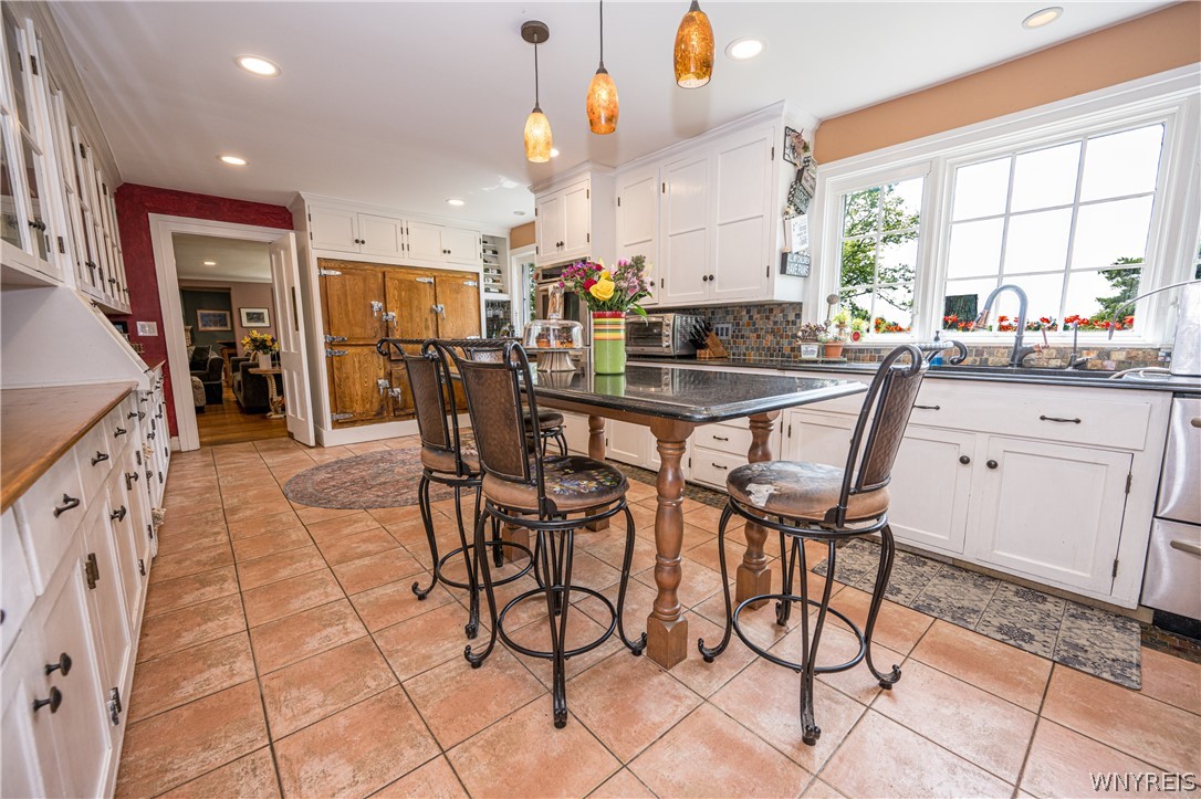 905 Sturgeon Point Road Evans, NY 14047 - Photo 4 of 50 Gallery Image 4