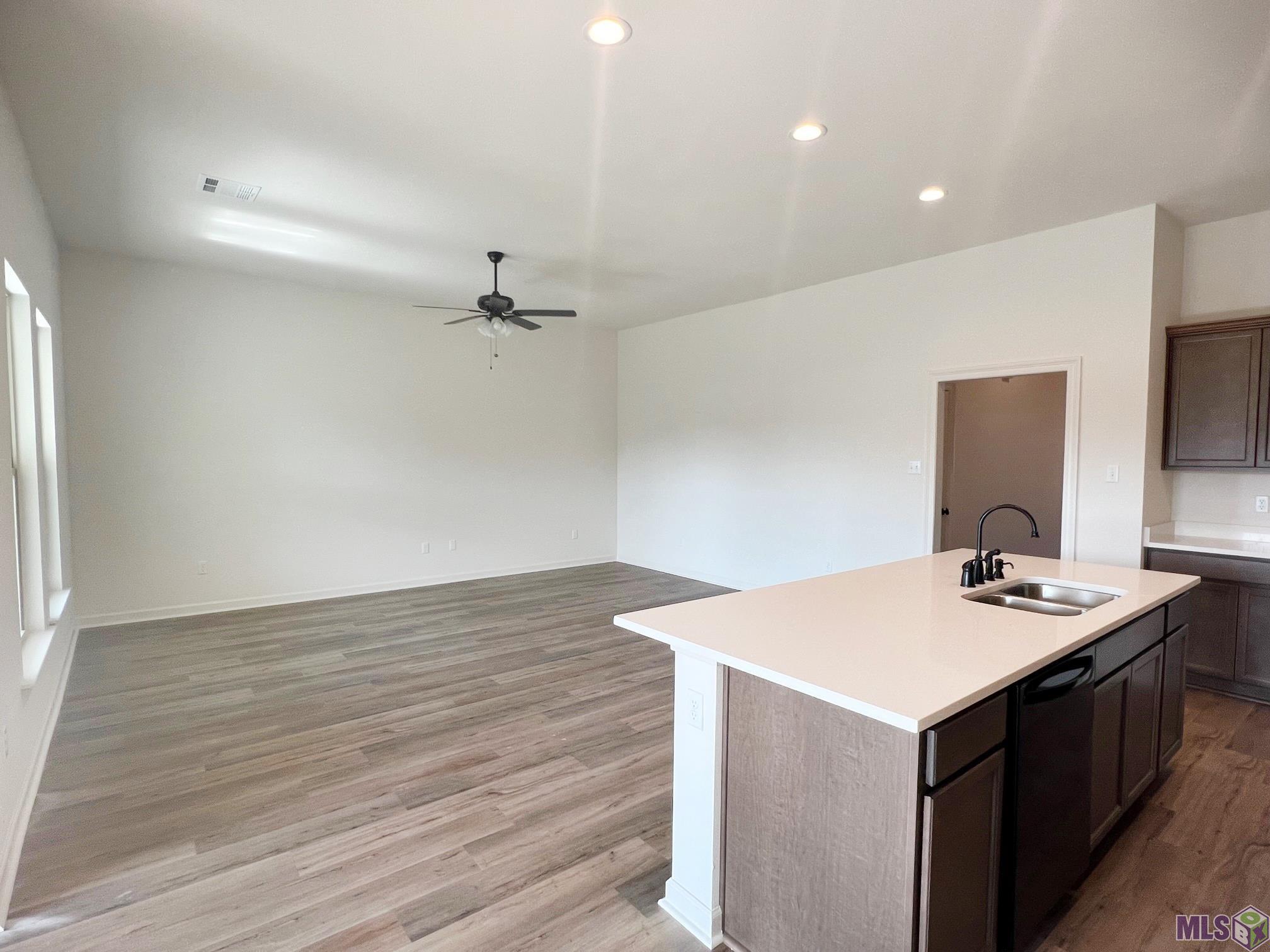 234 Shadow Pointe Road Thibodaux, LA 70301 - Photo 3 of 8 Gallery Image 3