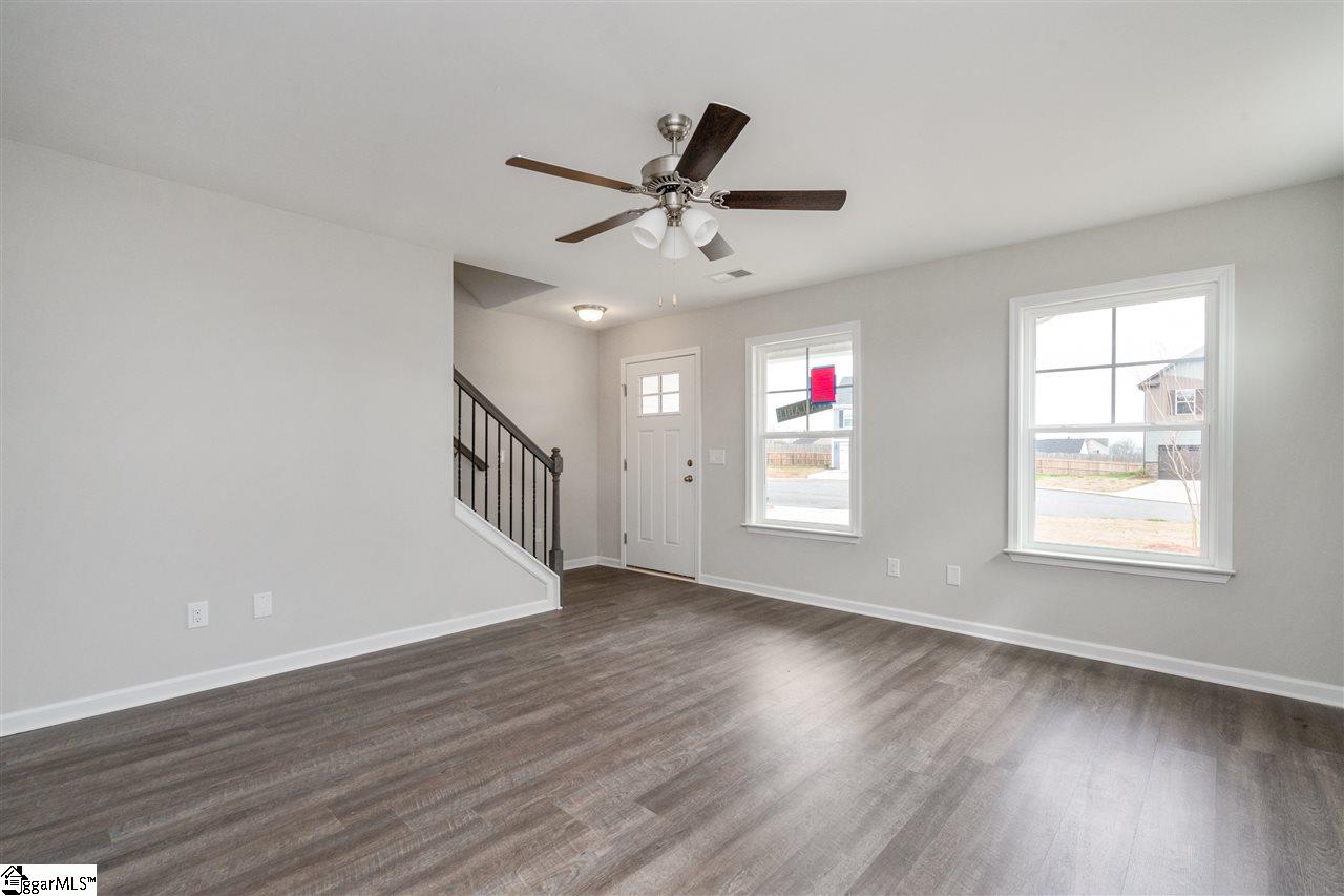 129 Mitford Way Fountain Inn, SC 29644 - Photo 4 of 20 Gallery Image 4