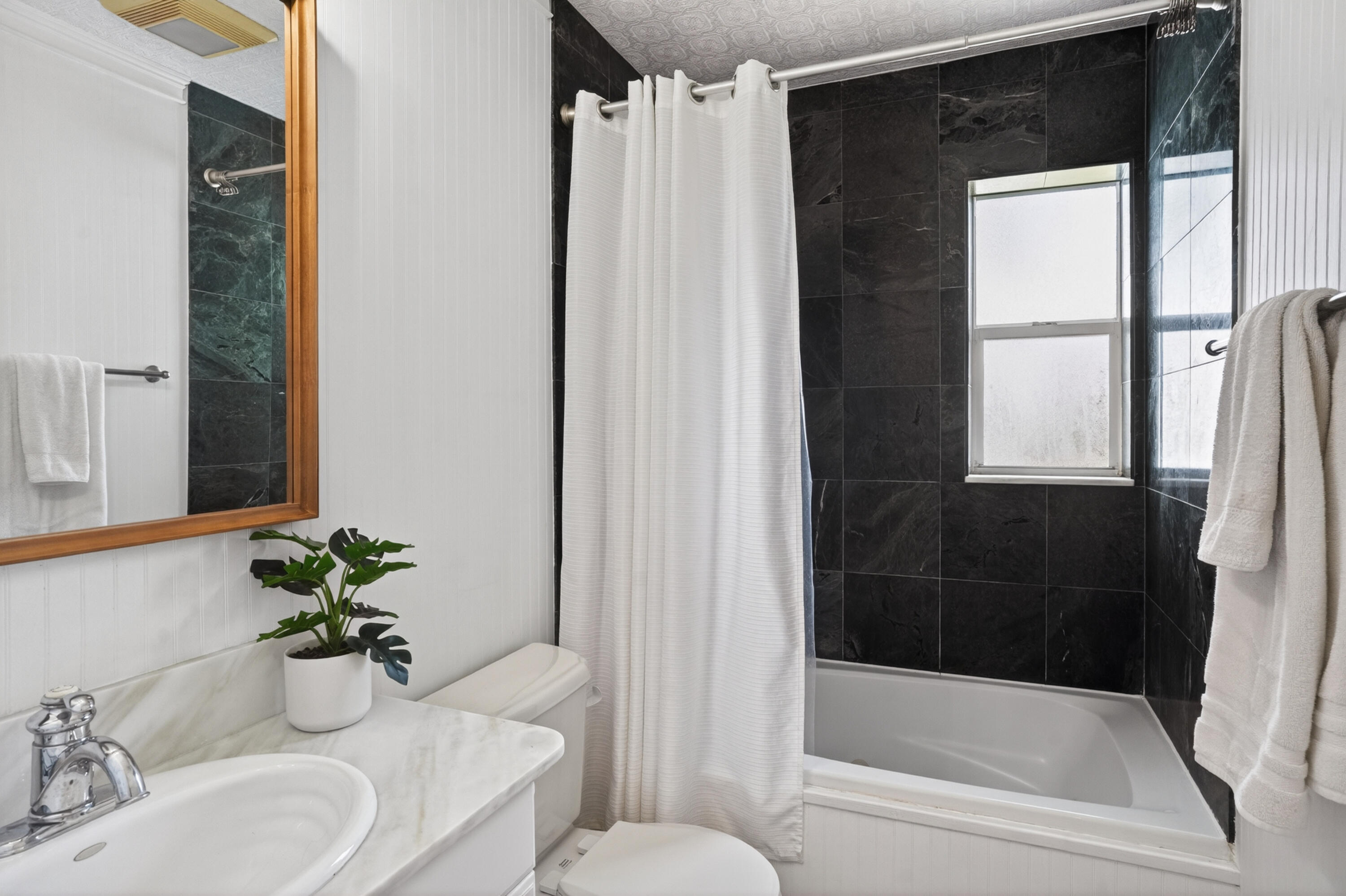 760 Cinnamon Road North Palm Beach, FL 33408 - Photo 11 of 19 Bathroom