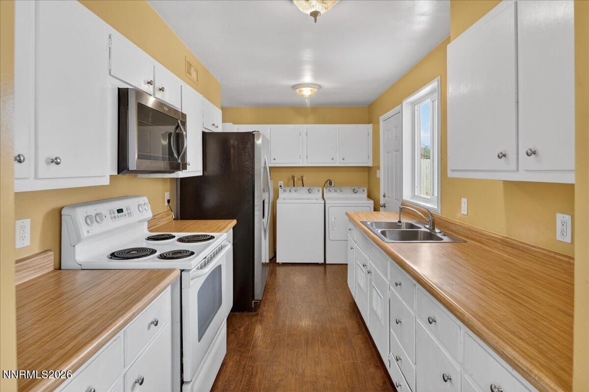 12323 Rocky Mountain Street Reno, NV 89506 - Photo 9 of 32 14-DSC_9148