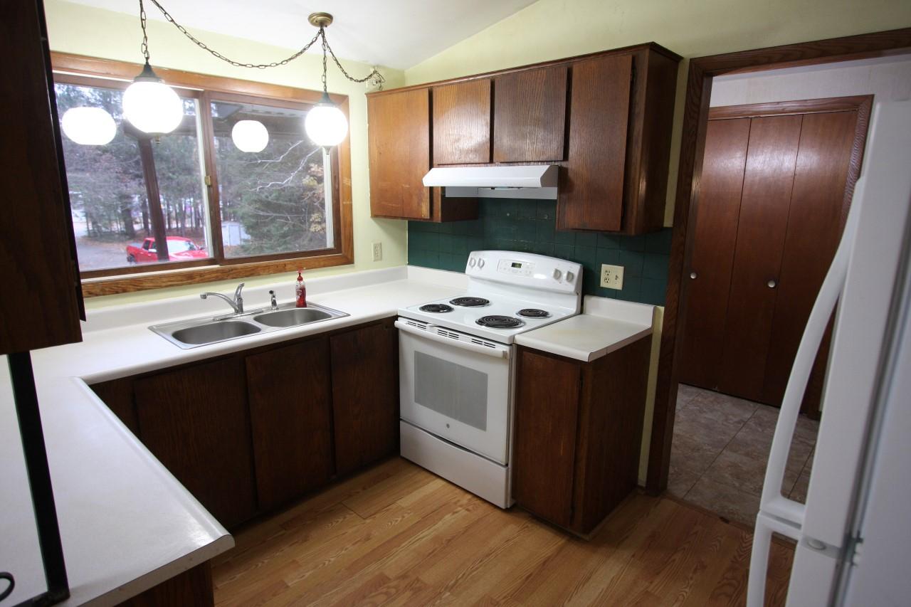 5010 Isle View Drive Rhinelander, WI 54501 - Photo 2 of 24 Gallery Image 2