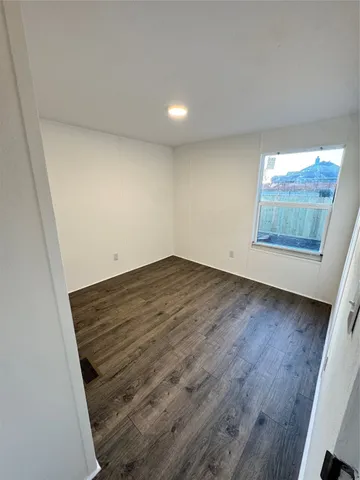 $249,999 | 409 West Harris Avenue, Pasadena, TX 77506