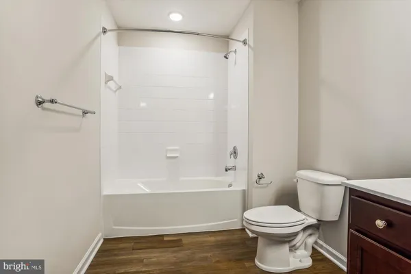 $1,750 | 107 Dundee Avenue, Unit 201, Chester, MD 21619