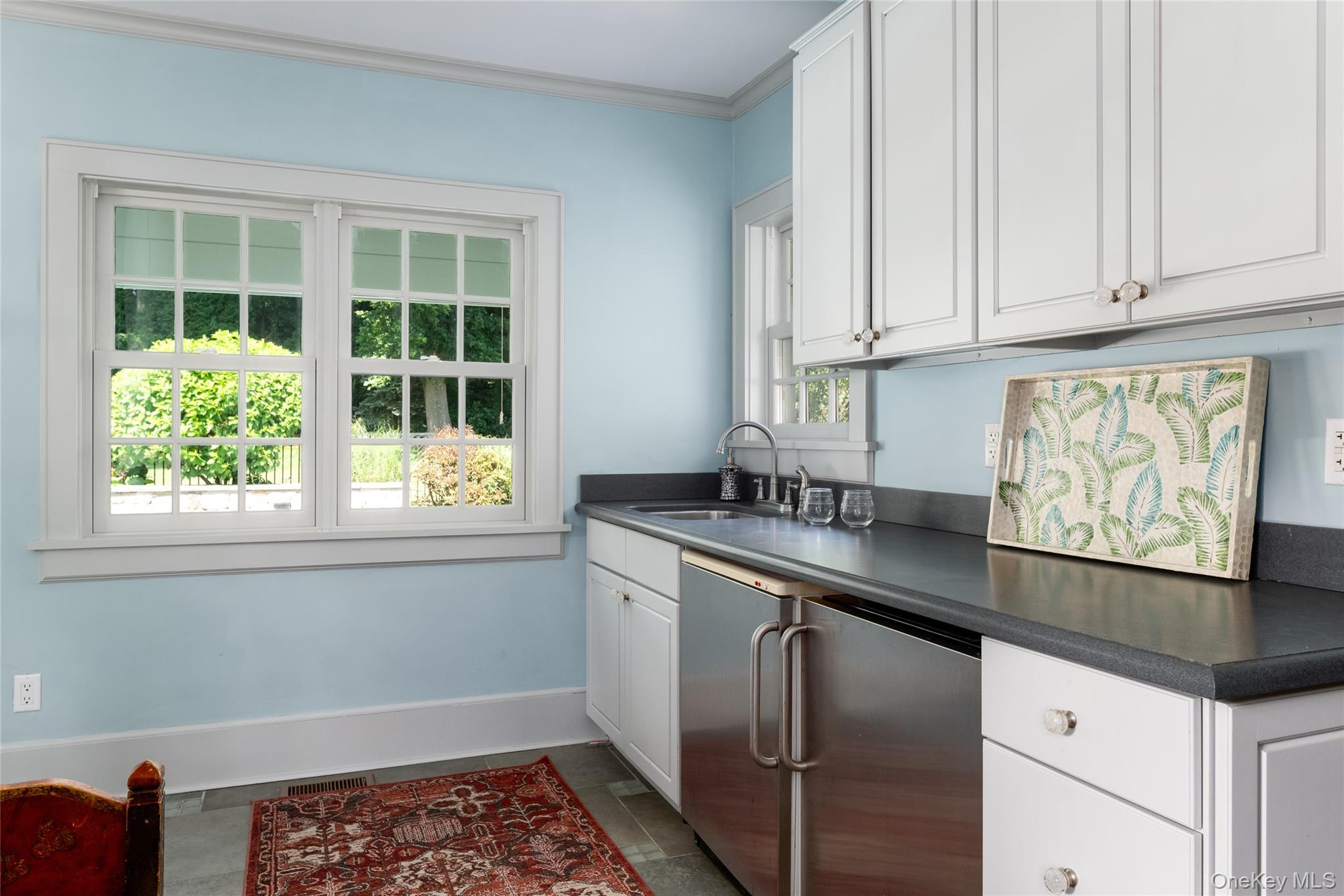 87 Hix Avenue Rye, NY 10580 - Photo 27 of 43