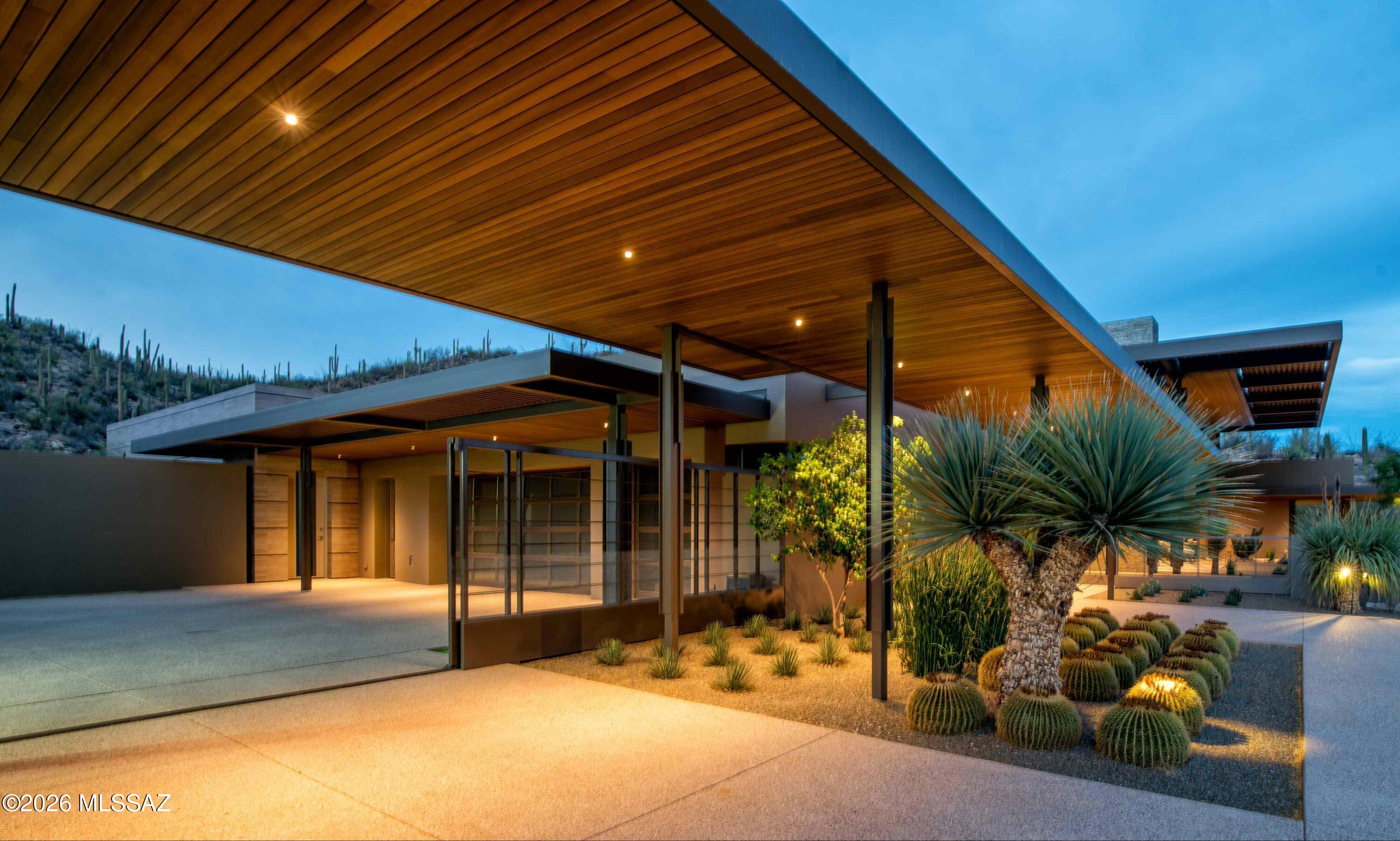 6452 North Rattlesnake Canyon Road Tucson, AZ 85750 - Photo 4 of 51 Main House Garage & Motorcourt