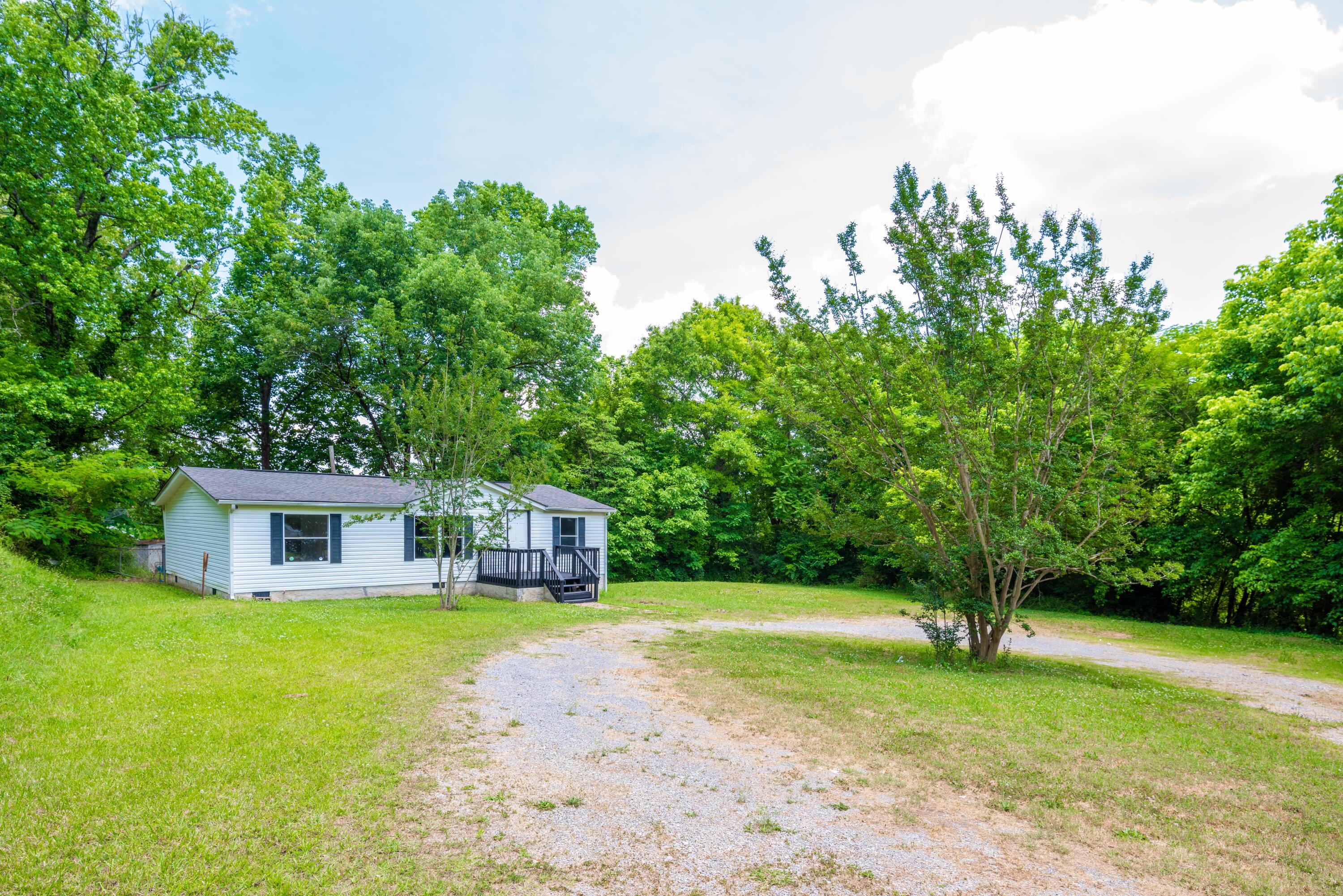 780 Salem Road Rossville, GA 30741 - Photo 4 of 30 DSC_2587