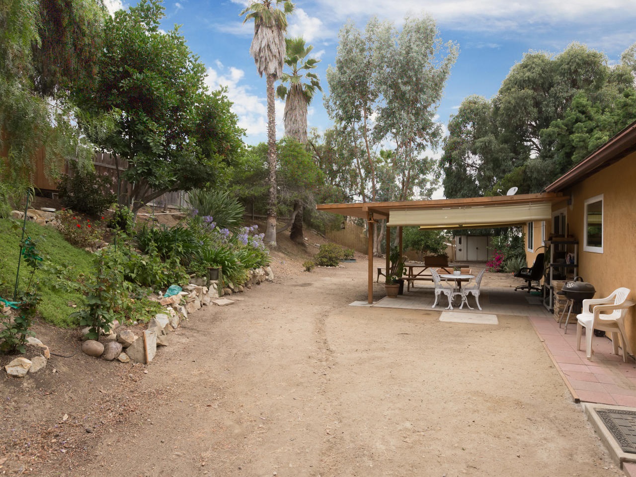 2871 Helix Street Spring Valley, CA 91977 - Photo 17 of 20